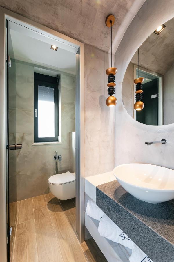 Cocooning Suites By Blue Carpet Pefkochori Exterior foto