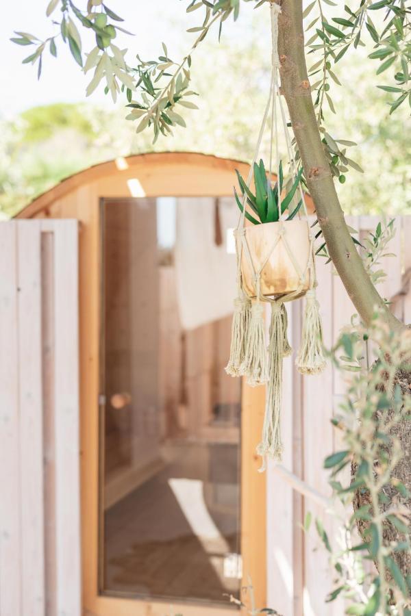 Cocooning Suites By Blue Carpet Pefkochori Exterior foto